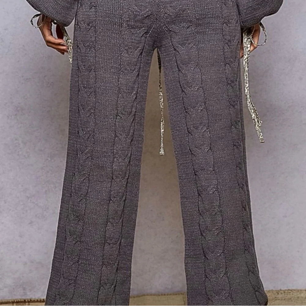 POL 2-piece Gray Sweater Set; worn once - Picture 3 of 4